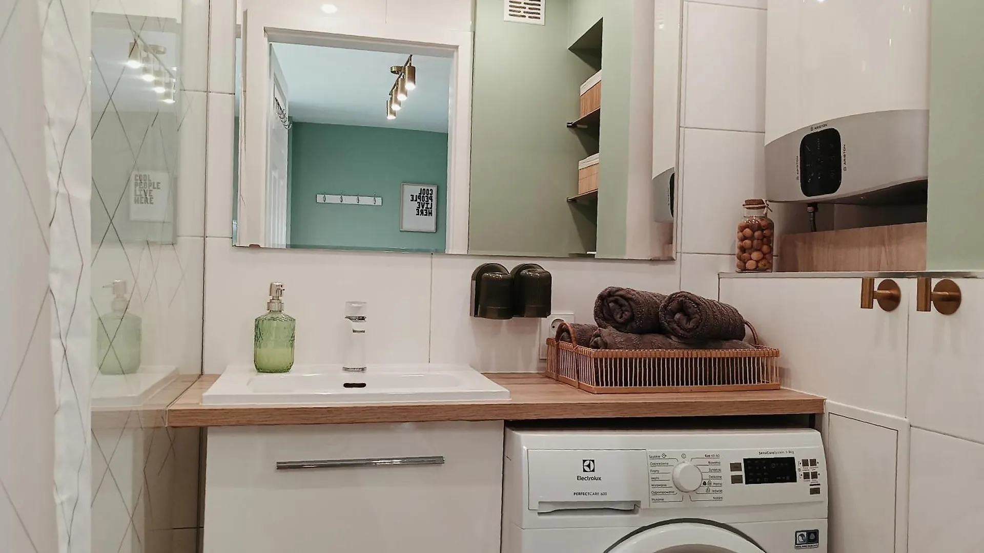 Old City Home, Free Parking Danzica Appartamento